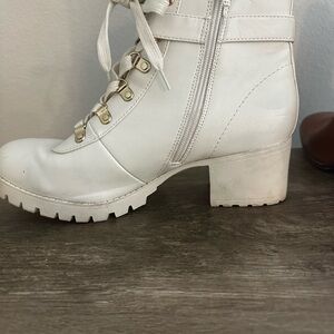 Wild Pair White Ankle Boots with Chunky Sole